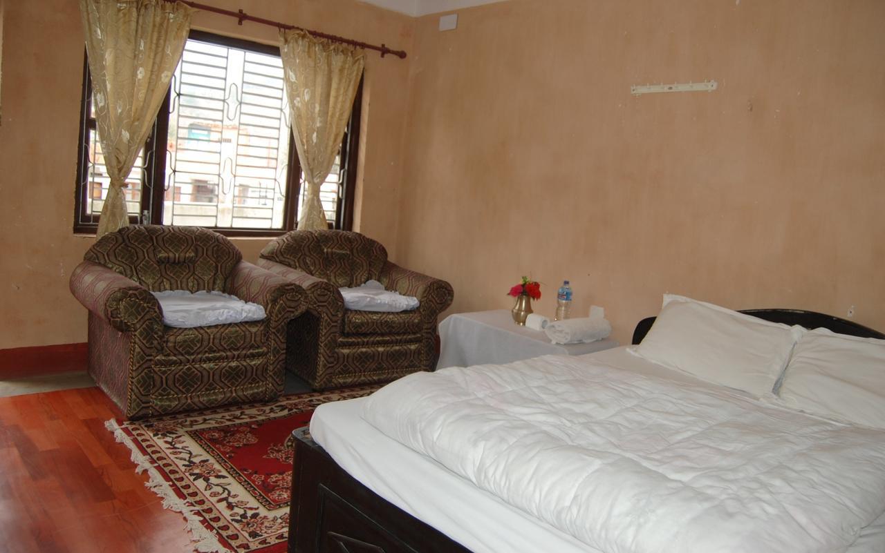 Shrestha Hotel & Restaurant Bandipur Εξωτερικό φωτογραφία