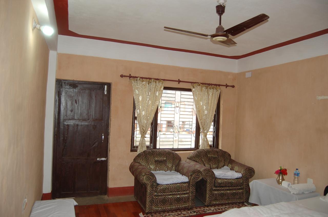 Shrestha Hotel & Restaurant Bandipur Δωμάτιο φωτογραφία